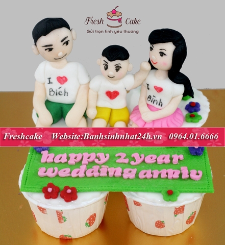Cupcake gia đình mặc đồng phục [MS:0678]