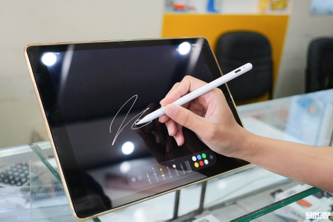 Trên tay bút cảm ứng SwitchEasy EasyPencil Pro 3 dành cho iPad Pro, Air, Mini đời mới