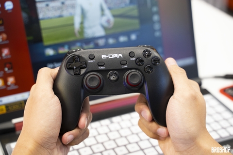 Trên tay Tay cầm chơi game EDRA EGP7601: cực ngon cho FIFA Online 4