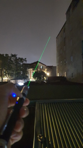 Đèn laser xanh lá 120mW chiếu xa 5-10km