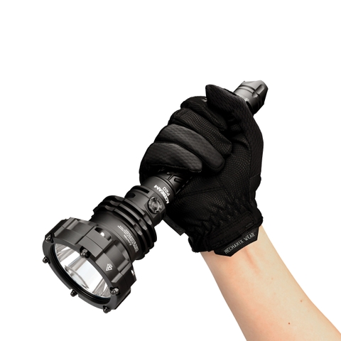 Đèn pin chiếu xa ACEBEAM P20 sáng 5600 lumen chiếu xa 1454m 2 phiên bản LED