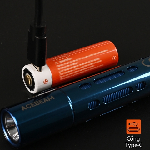 Đèn pin ACEBEAM RIDER RX BLUE độ sáng 650 lumen chiếu xa 96m