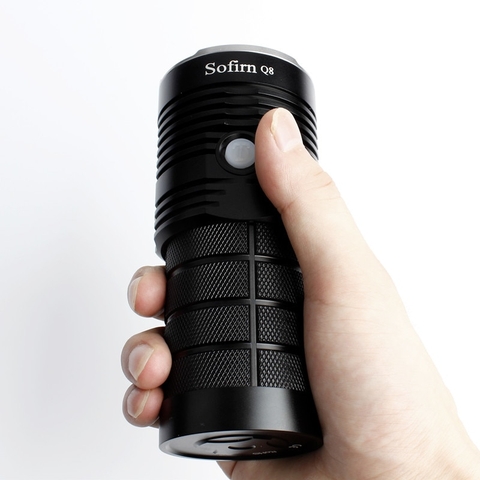 Đèn pin siêu sáng SOFIRN Q8 PRO Cree XHP50.2 độ sáng 11000 lumen
