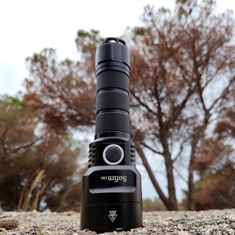 Đèn pin siêu sáng 2000 lumen SOFIRN C8G LED Cree XHP35 HI chiếu xa 565m sử dụng pin 21700 (pin sạc kèm theo)