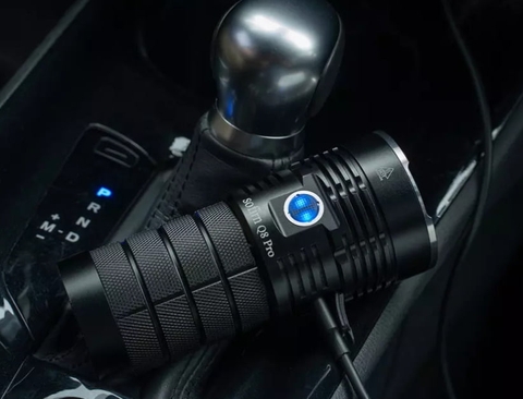 Đèn pin siêu sáng SOFIRN Q8 PRO Cree XHP50.2 độ sáng 11000 lumen
