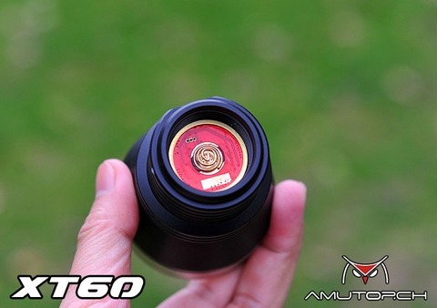 Đèn pin chiếu xa AMUTORCH XT60 ​​​​​​​LED Luminus SFT-40 kèm pin sạc