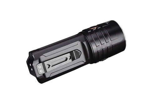 Đèn pin FENIX LR35R độ sáng 10.000lm chiếu xa 500m