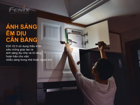 Đèn pin FENIX E20 V2 sáng 350 lumens chiếu xa 126m dùng 2 pin AA nhỏ gọn