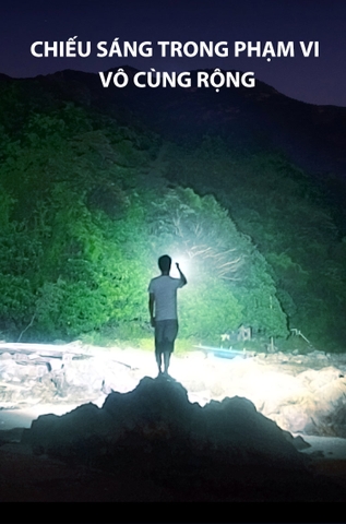 Đèn pin KLARUS G15 v2 độ sáng 4200 lumen chiếu xa 200m pin sạc 21700 5000mAh cổng sạc USB C kiêm power bank