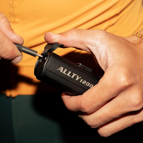 Đèn pha xe đạp MAGICSHINE ALLTY 1200