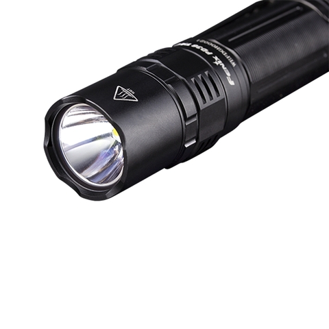 Đèn pin FENIX PD36 TAC sáng 3000 lumen chiếu xa 274m pin 21700 5000mAh (kèm theo) công tắc phản ứng nhanh