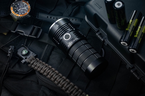 Đèn pin siêu sáng SOFIRN Q8 PRO Cree XHP50.2 độ sáng 11000 lumen