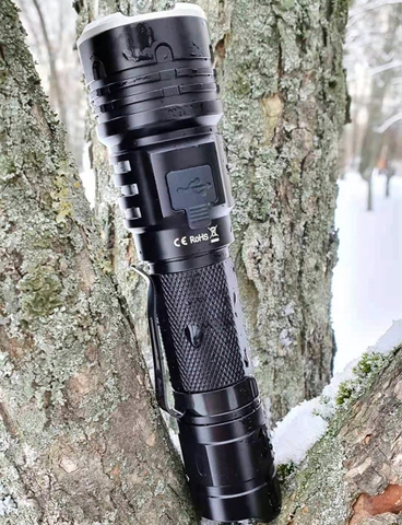 Đèn pin SOFIRN TF84 độ sáng 1200lm chiếu xa 200m