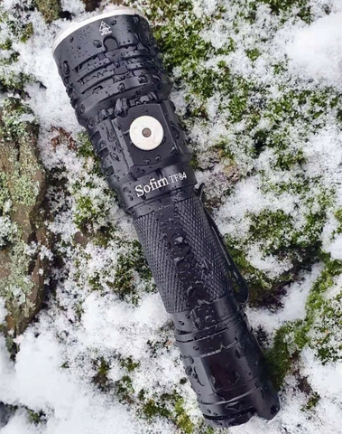 Đèn pin SOFIRN TF84 độ sáng 1200lm chiếu xa 200m