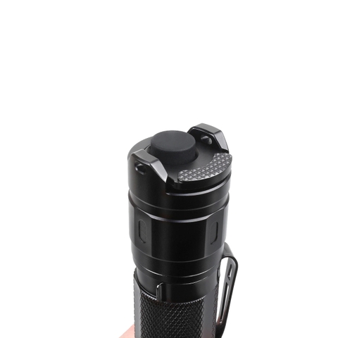 Đèn pin SOFIRN TF84 độ sáng 1200lm chiếu xa 200m