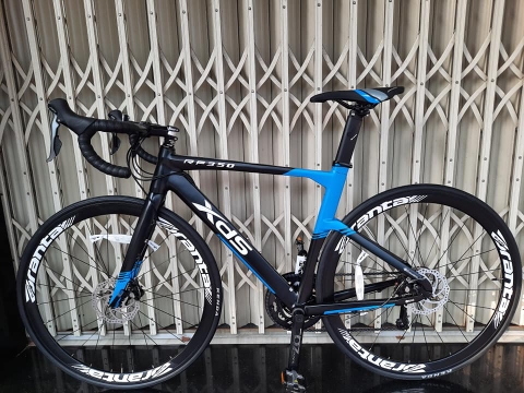 Roadbike XDS RF 350 . New 99%