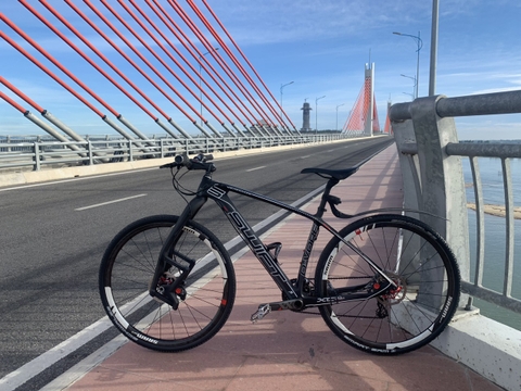 Mtb cacbon SWIFT XC (Thụy Sỹ)