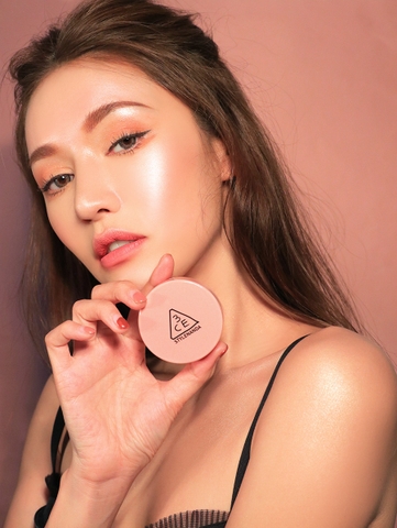 3CE GLOW BEAM HIGHLIGHTER #TAKE A MOMENT