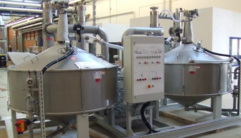 Máy tách mỡ tự động có gắn cảm biến mỡ và điều khiển thông minh PLC