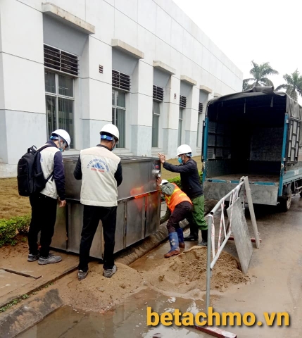 Tách dầu và xử lý nước thải Gara không dùng điện, hiệu quả, dễ sử dụng.
