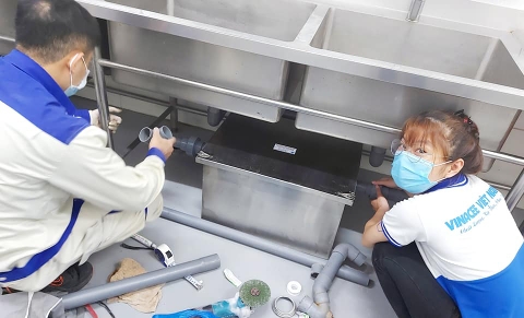 Lắp đặt bể tách mỡ đối với cơ sở kinh doanh dịch vụ ăn uống, quy định và những điều cần chú ý
