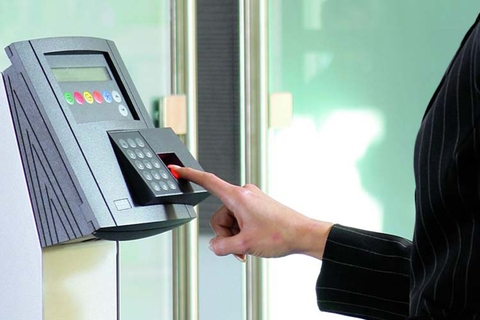 Máy chấm công là gì? Có công dụng gì?