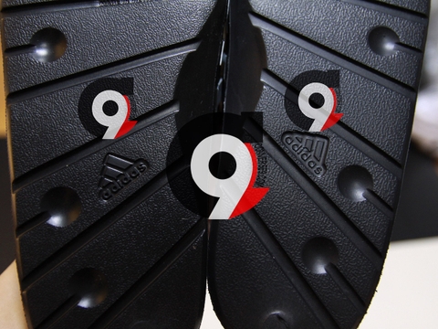 Phân biệt dép Adidas chính hãng