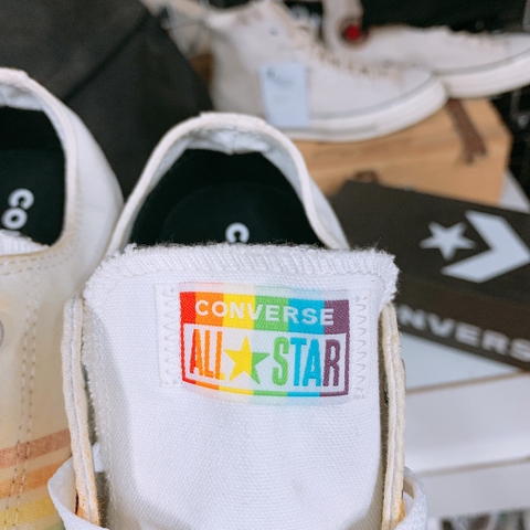 Outlet Converse thấp cổ vải trắng CTVT061