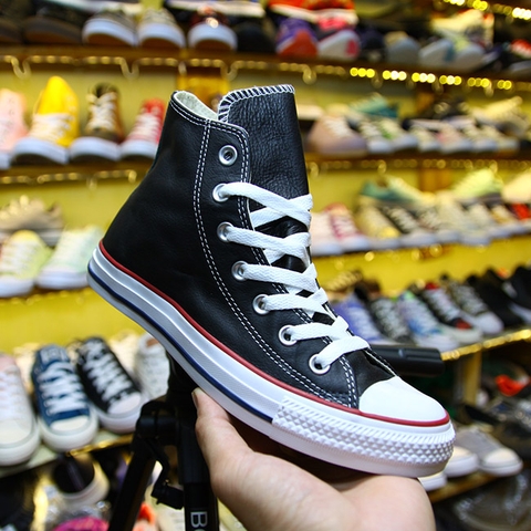 Converse classic cao cổ da đen CCDD011