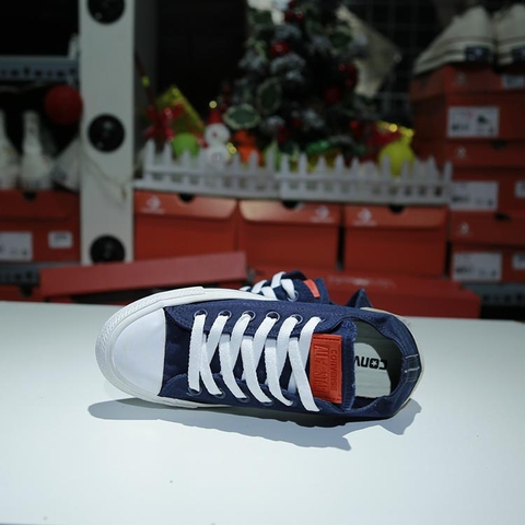 Outlet Converse thấp cổ vải xanh COUT124
