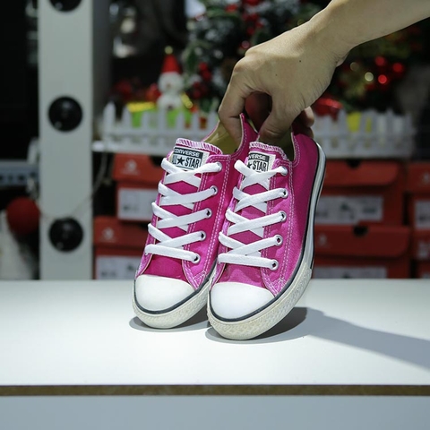 Outlet Converse classic thấp cổ vải hồng COUT147