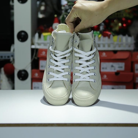 Outlet Converse rubber cao cổ da vàng COUT148