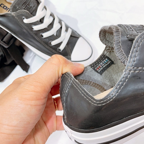 Outlet Converse rubber thấp cổ da đen COUT222
