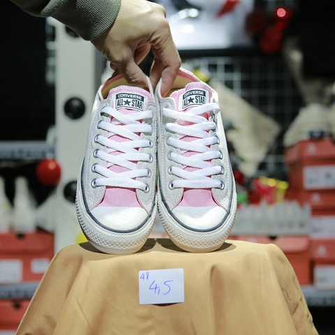 Outlet Converse thấp cổ vải ghi COUT048