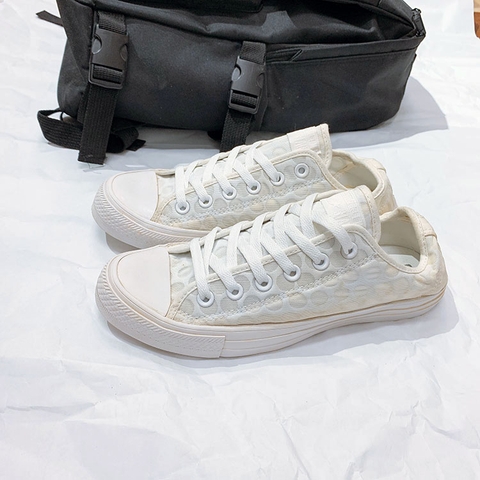 Outlet Converse thấp cổ vải trắng COUT220