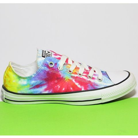 Outlet Converse Tie Dye thấp cổ vải nhiều màu sắc CTVN001