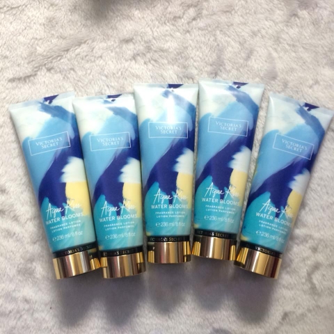 Lotion Victoria's Secret Aqua Kiss