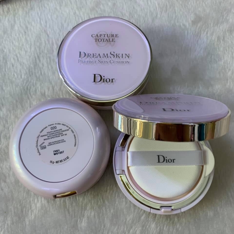 Phấn nước Diorsnow Bloom Perfect Cushion