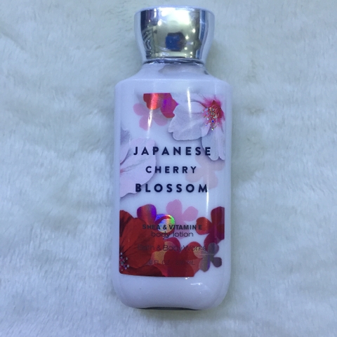 Bath & Body Works Japanese Cherry Blossom