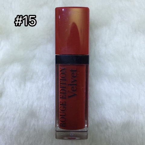 Bourjois Velvet - 15 Red Volution