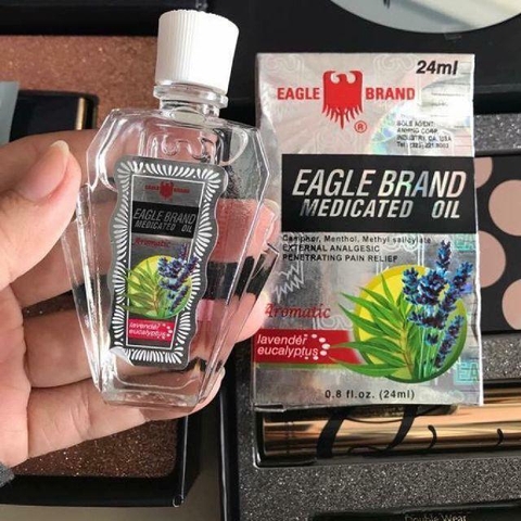 Dầu gió Con Ó Singapore Eagle Brand 3ml hương oải hương