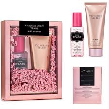 Bộ 2 chai xịt thơm và kem dưỡng thể Victoria’s Secret Mist & Lotion Gift Set (Mẫu Mới)