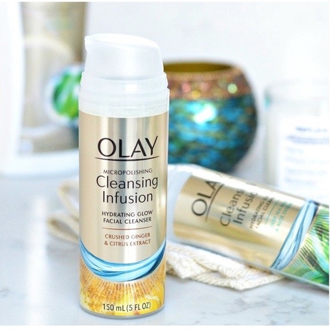 Sữa Rửa Mặt Tạo Bọt Chống Lão Hóa Olay