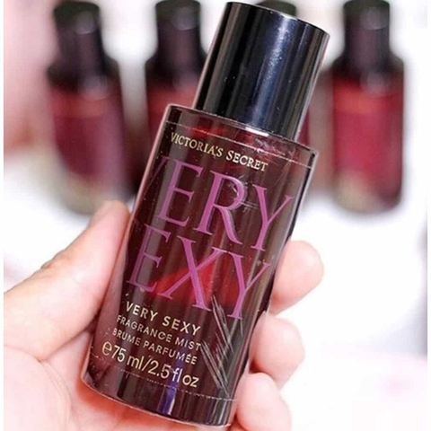 Xịt thơm toàn thân Very Sexy Mist của Victoria Secrest 75ml