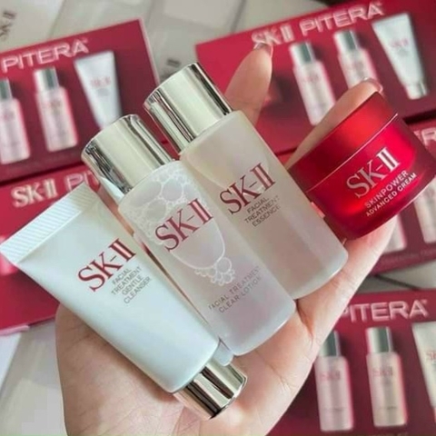 Set Dưỡng Da Mini 9 Món SK-II Beauty Travel Kit Kèm 4 Mặt Nạ