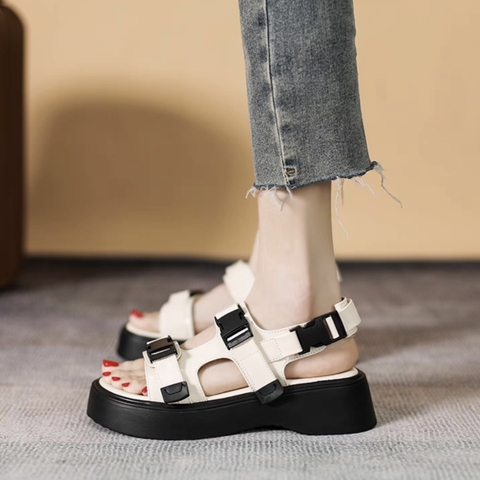 Giày Sandal đế cao 4cm - G1718