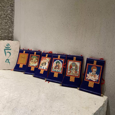Thangka mini - có thể treo oto