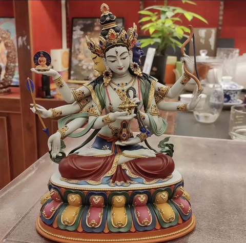 Phật Đảnh Tôn Thắng - UsnisaVijaya