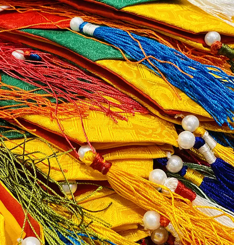 Tua Rua Thêu Tay Bằng Vải Ngũ Sắc Nepal – Phụ Kiện Trang Trí Trống Damaru, Dây Treo Gaba, Dải Lụa Trang Trí Pháp Khí