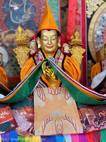 Khăn ngũ sắc [pre order]